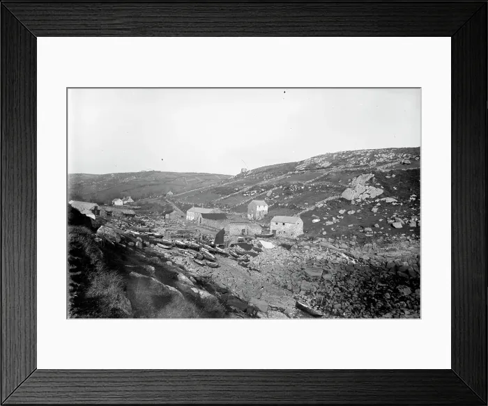 Framed Print : TRURI-BURpb-2 Framed Print : TRURI-BURpb-2