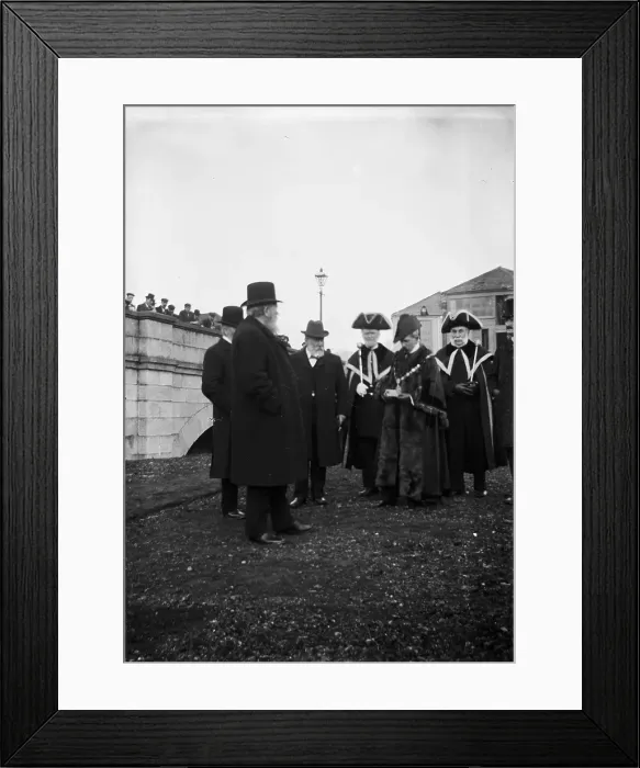 Framed Print : TRURI-TRVqbf-34 Framed Print : TRURI-TRVqbf-34