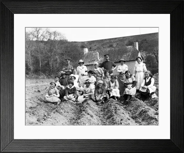 Framed Print : TRURI-1972-2-305