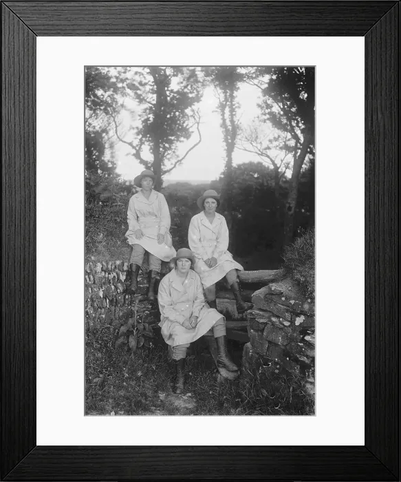 Framed Print : TRURI-1972-2-14 Framed Print : TRURI-1972-2-14