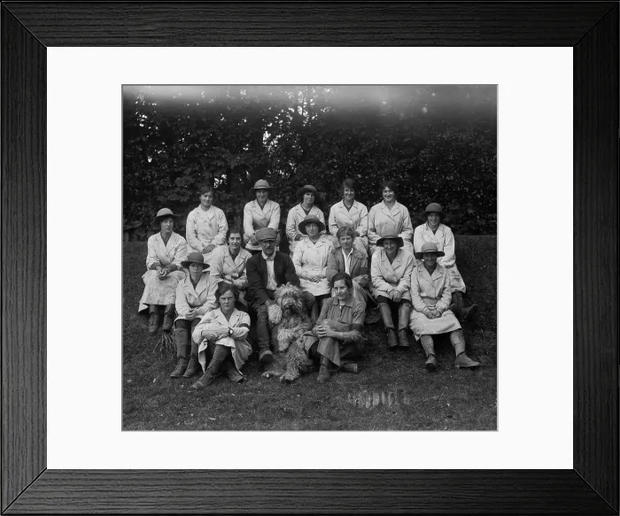 Framed Print : TRURI-1972-2-23 Framed Print : TRURI-1972-2-23