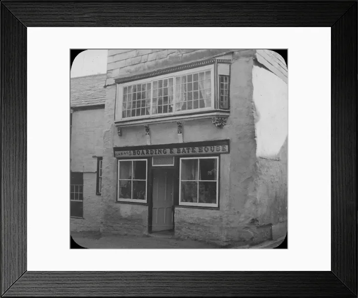 Framed Print : TRURI-CMArr-4 Framed Print : TRURI-CMArr-4