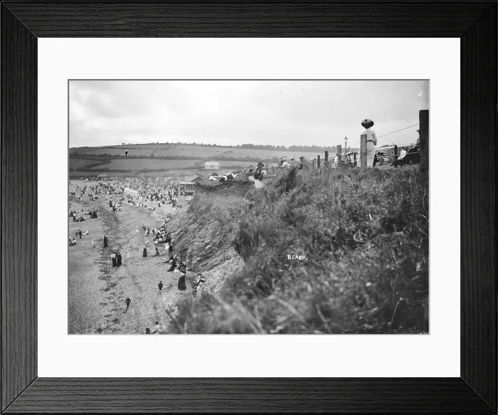 Framed Print : TRURI-FALbe-10 Framed Print : TRURI-FALbe-10