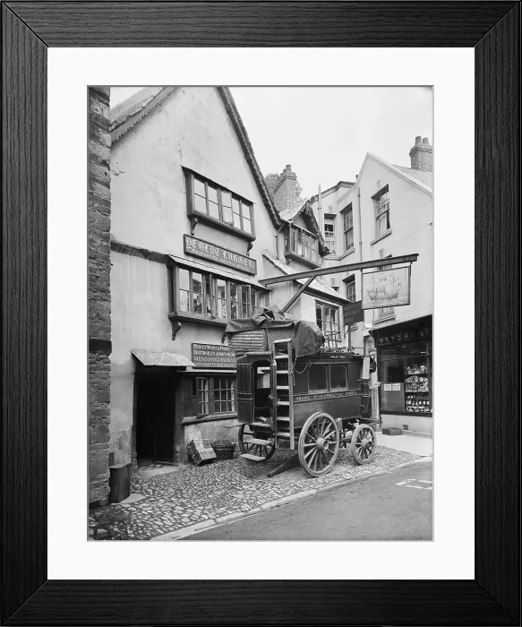 Framed Print : TRURI-FOWih-1 Framed Print : TRURI-FOWih-1