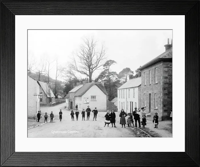 Framed Print : TRURI-GRMgv-43 Framed Print : TRURI-GRMgv-43