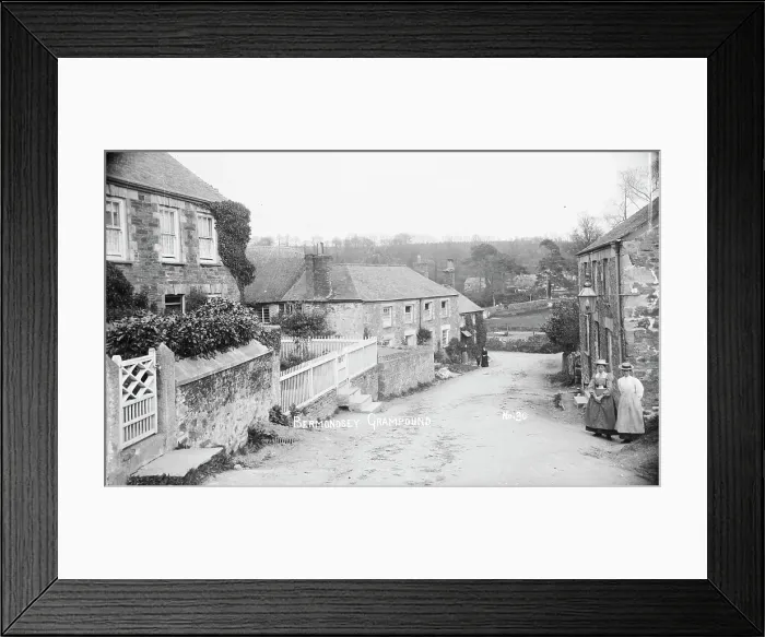 Framed Print : TRURI-GRMgv-57