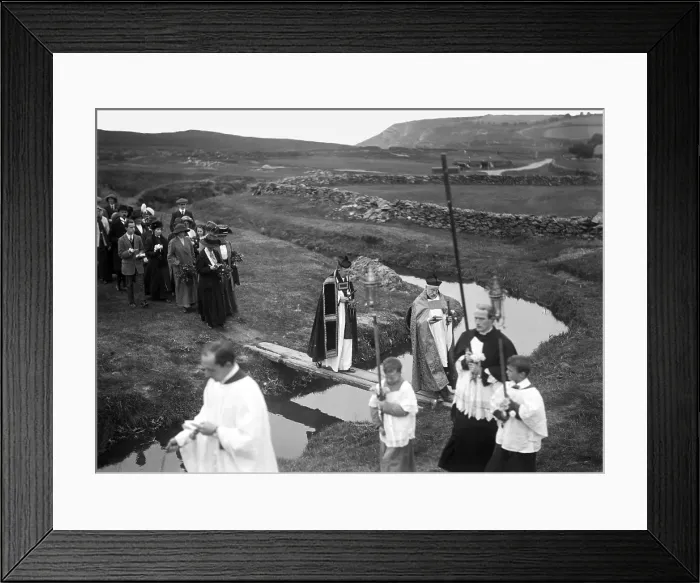 Framed Print : TRURI-GUNgv-11