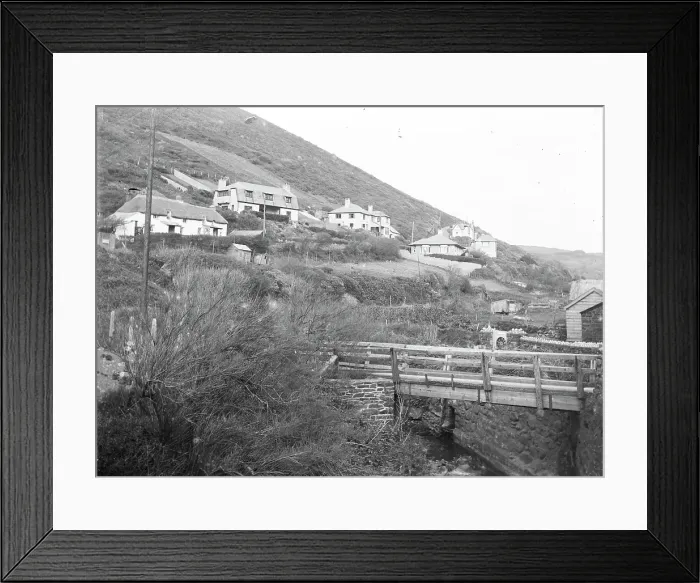 Framed Print : TRURI-GENgv-8
