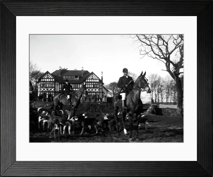 Framed Print : TRURI-GLUgv-1