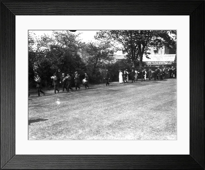 Framed Print : TRURI-HELfl-56