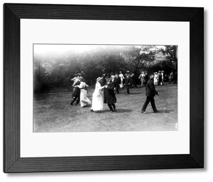 Framed Print : TRURI-HELfl-57