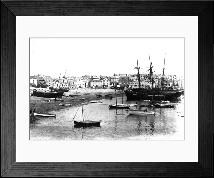 Framed Print : TRURI-IVShs-41 Framed Print : TRURI-IVShs-41