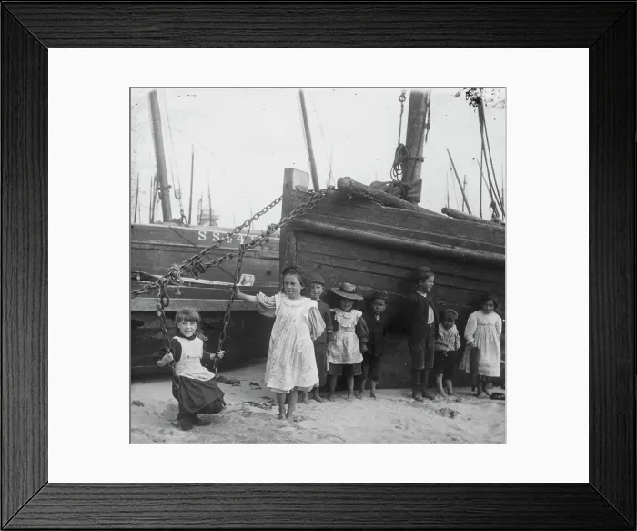Framed Print : TRURI-IVShs-72 Framed Print : TRURI-IVShs-72