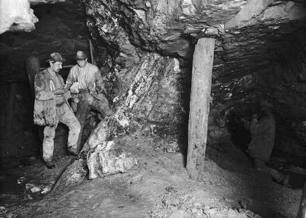 Blue Hills Mine, St Agnes, Cornwall. 1892-1893