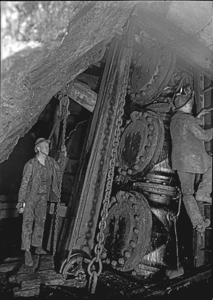 Carn Brea Mine, Illogan, Cornwall. Around 1900