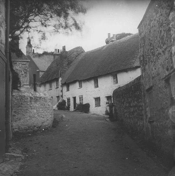 Cottages off Turnpike Hill, Marazion, Cornwall. Around 1900
