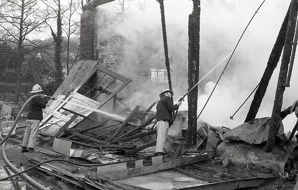 Fire at Great Western Commercial Village, Lostwithiel, Cornwall. February 1987