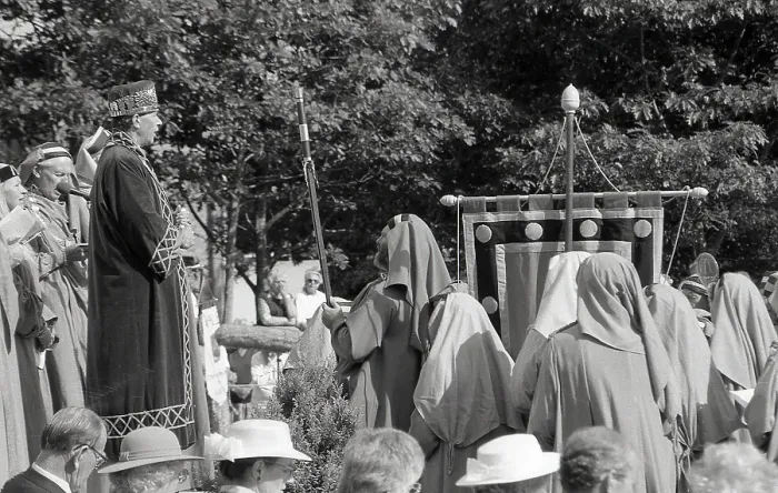 Framed Print : Gorsedh Kernow Bardic ceremony, Lostwithiel, Cornwall. September 1989