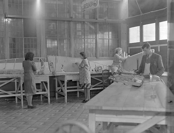 Machine shop, H. T. P. Motors Ltd. Back Quay, Truro, Cornwall. 1941