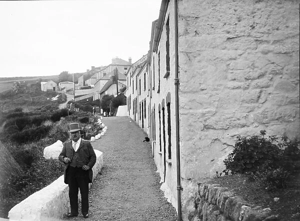 The road leading to Penhallick, Coverack, St Keverne, Cornwall. Early 1900s