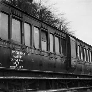 GWR 6-wheeled clerestory 3rd class coach No. 1692. Around 1912