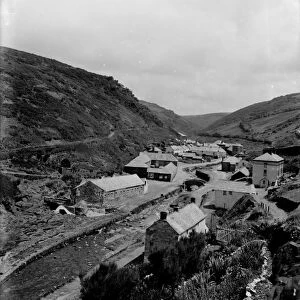 Lower town and Vallency Valley, Boscastle, Cornwall. July 1925