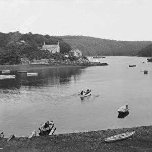 Malpas Ferry underway with passengers onboard, Cornwall. 8th July 1912