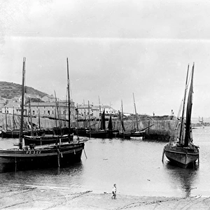 Mousehole harbour, Mousehole, Cornwall. 1898