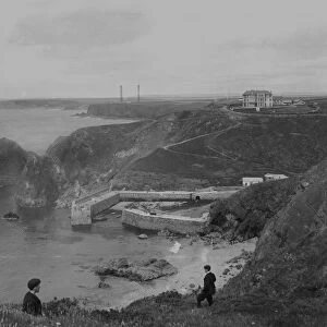 Mullion Cove (Porth Mellin), Mullion, Cornwall. 1904