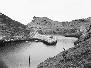 Images Dated 3rd October 2017: Boscastle harbour, Cornwall. 19th June 1905