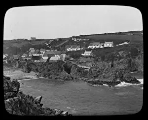 Cadgwith Collection: Cadgwith village and harbour, Cornwall. Late 1800s
