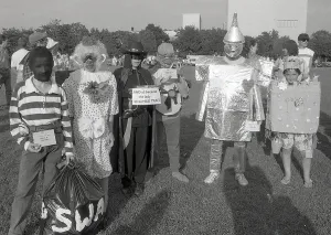 Carnival Entries, Lostwithiel, Cornwall. July 1990