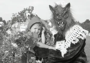 Images Dated 2019 January: Carnival Entries, Lostwithiel, Cornwall. July 1990