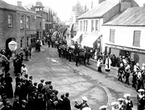 Images Dated 28th June 2016: Cathedral Square, Newquay, Cornwall. 1914