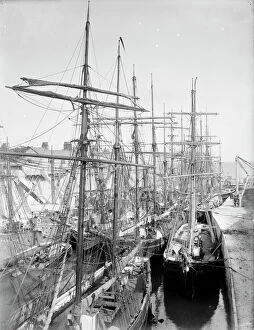 Images Dated 2nd October 2017: Charlestown harbour and shipping, Cornwall. Around 1914
