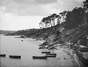 Images Dated 22nd January 2019: Cliff and small boats, Durgan, Mawnan, Cornwall. 1912
