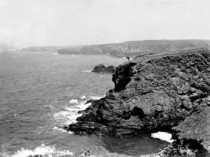 Images Dated 15th April 2019: Cliffs at Porthcothan, St Merryn, Cornwall. 1907