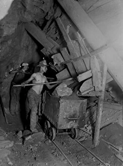 Images Dated 30th November 2015: Dolcoath Mine, Camborne, Cornwall. 1893