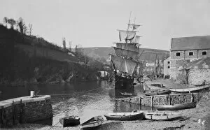 Images Dated 25th March 2019: East Looe quay, Looe, Cornwall. Around 1900