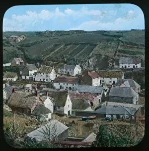 Images Dated 29th November 2016: A general view of Cadgwith, Cornwall. Late 1800s