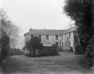 Images Dated 24th September 2018: Goonvrea, Perranarworthal, Cornwall. December 1924
