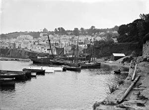 Images Dated 27th June 2016: The harbour, Newlyn, Cornwall. 1900s