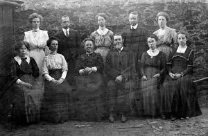 People Collection: Hawking Family, Bude, Cornwall. Early 1900s