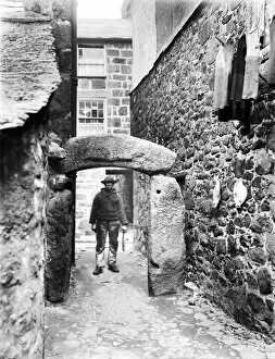 St Ives Collection: Hicks Arch, St Ives, Cornwall. 1904