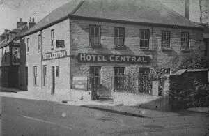 Images Dated 5th September 2019: Hotel Central, Quay Street, Truro, Cornwall. Around 1930