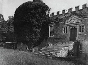St Stephens by Saltash Collection: Ince Castle, Elm Gate, St Stephens by Saltash, Cornwall. 1911