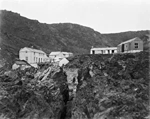 Images Dated 2nd August 2018: Kynance Cove, Landewednack, Cornwall. 1900s