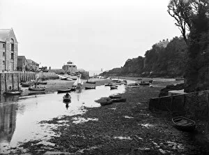 Images Dated 17th May 2016: Looe harbour, Cornwall. 1914