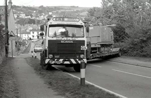 Lostwithiel Collection: Lorry crash, Lostwithiel, Cornwall. August 1987