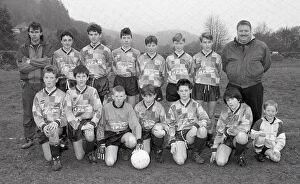 Images Dated 13th August 2019: Lostwithiel Under 14 Football Team, Cornwall. February 1992